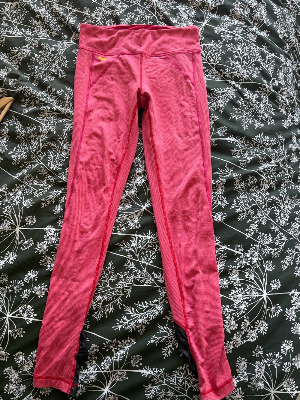 Women’s Small Pink Running/xc skiing Leggings